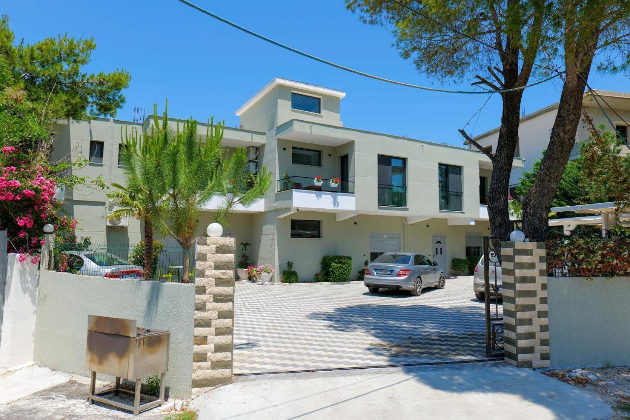 מלון Vlorë Vila Celaj מראה חיצוני תמונה
